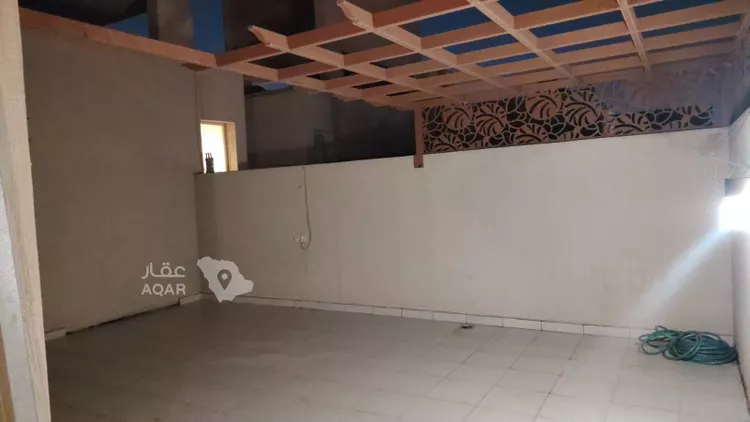 دور للإيجار في شارع رقم 402, حي النرجس, مدينة الرياض, منطقة الرياض 17