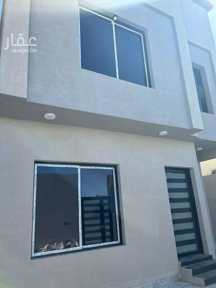 فيلا للبيع في شارع جبلة بن الايهم, حي ضاحية الملك فهد, مدينة الدمام, المنطقة الشرقية صورة 2