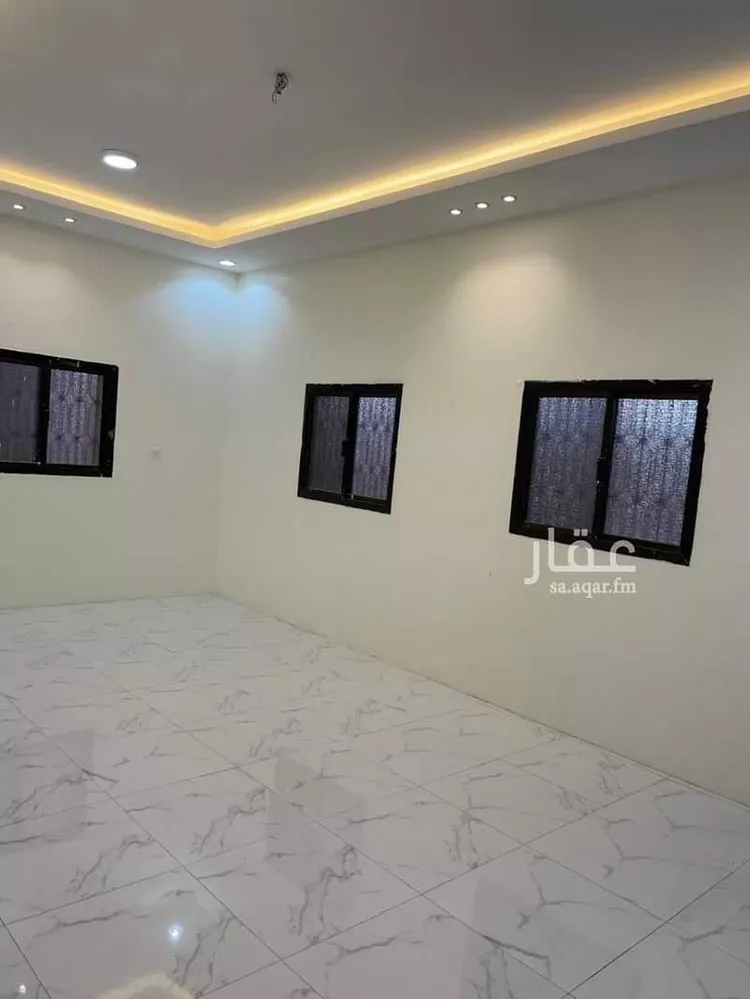 عمارة للإيجار في شارع السلامه 19, حي السلامة, مدينة أحد رفيدة, منطقة عسير صورة 3