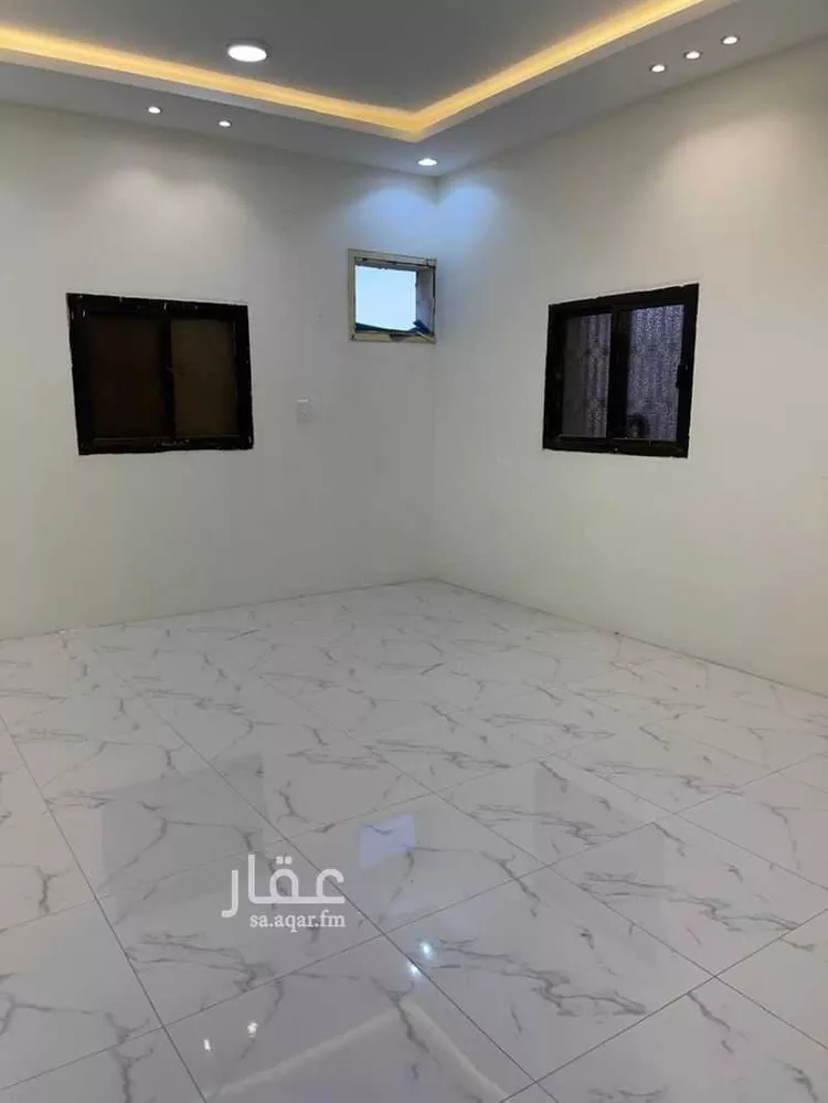 عمارة للإيجار في شارع السلامه 19, حي السلامة, مدينة أحد رفيدة, منطقة عسير صورة 2