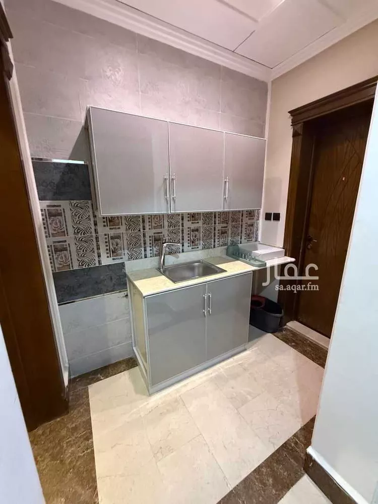 شقة للإيجار في شارع الامينى, حي الروضة, مدينة جدة, منطقة مكة المكرمة صورة 2