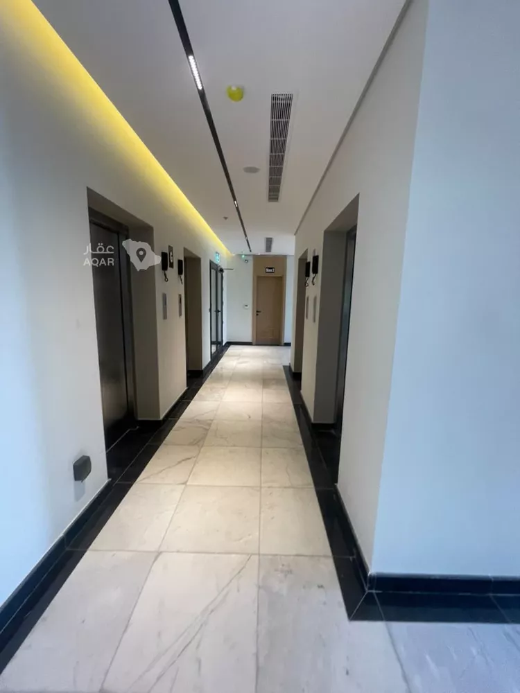 شقة للإيجار في شارع سكاكا, حي الحمراء, مدينة الخبر, المنطقة الشرقية 5