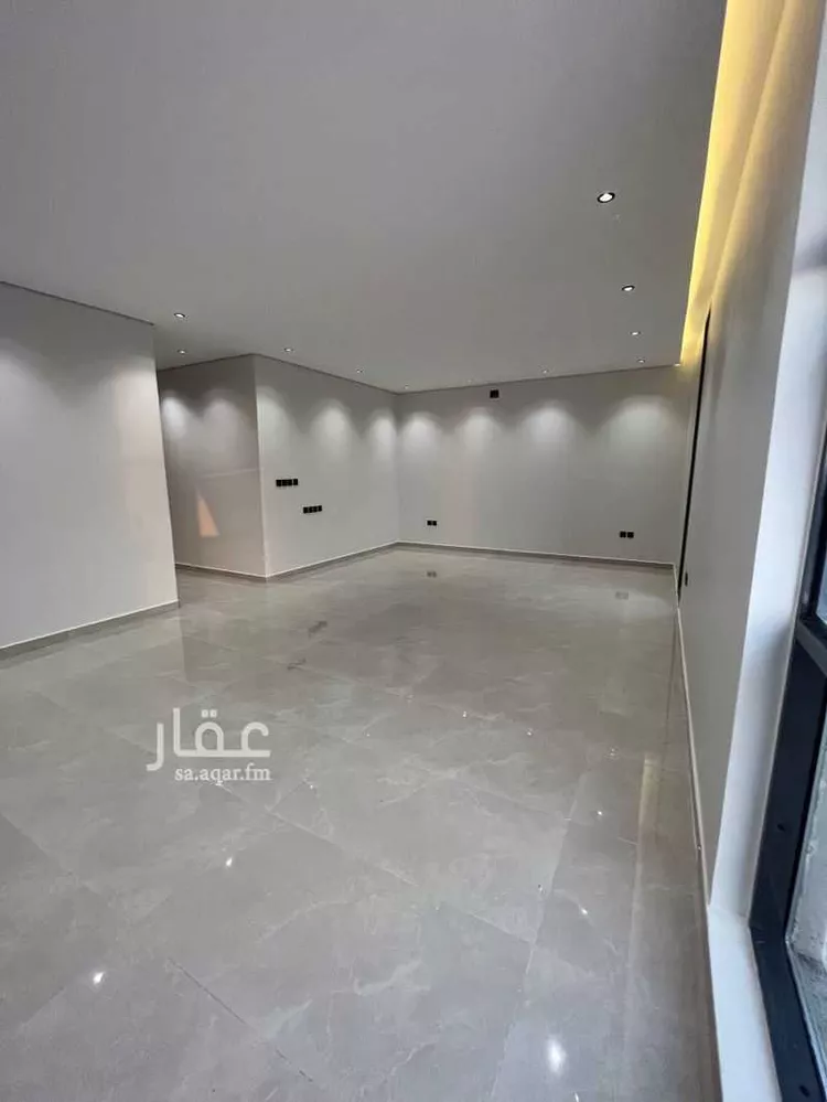 فيلا للبيع في شارع أبي محمد بن القاسم, حي الرمال, مدينة الرياض, منطقة الرياض صورة 3