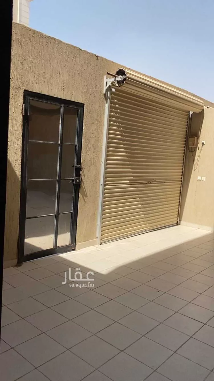 فيلا للإيجار في شارع الدوائر ، حي العزيزية ، الرياض ، منطقة الرياض