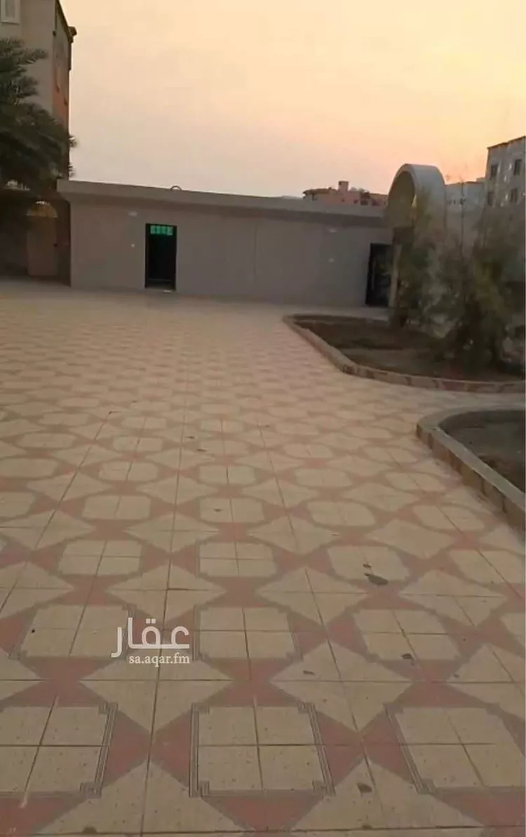 عمارة للإيجار في شارع شارع الامير فواز بن عبد العزيز, حي الشاطئ, مدينة جازان, منطقة جازان صورة 3