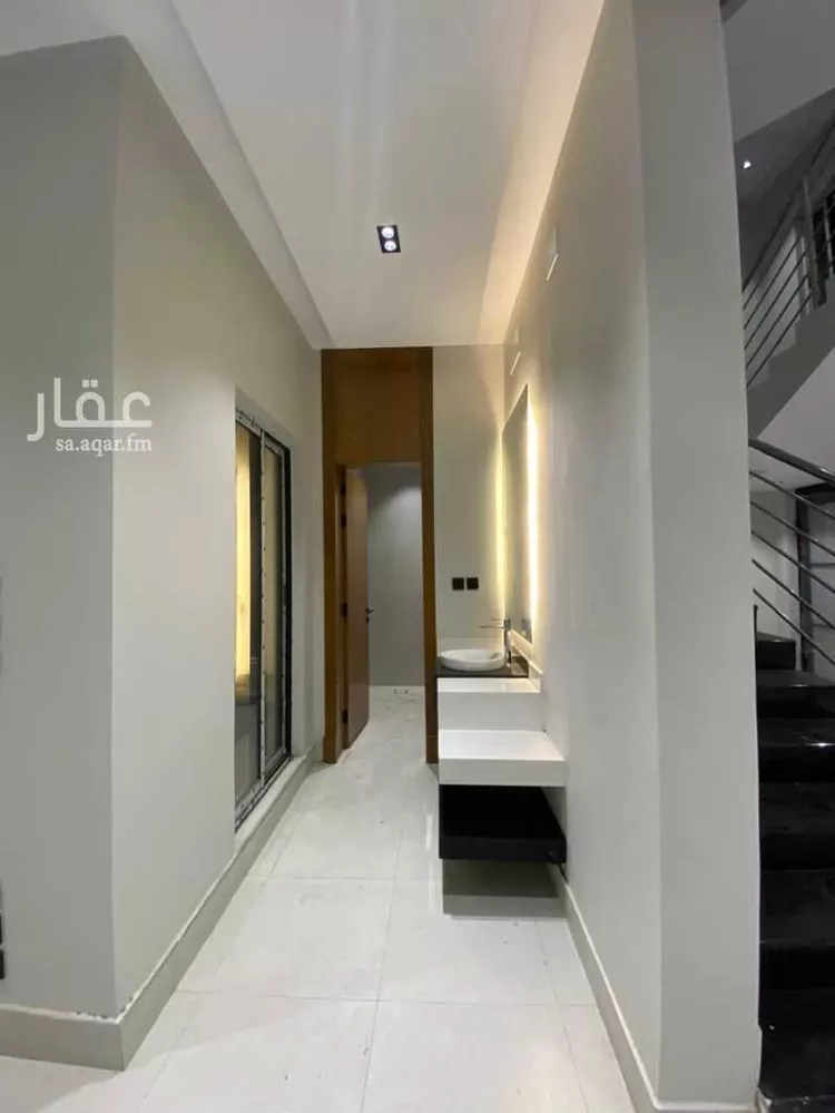 فيلا للبيع في شارع الروضة 70, حي الروضة, مدينة جازان, منطقة جازان 14