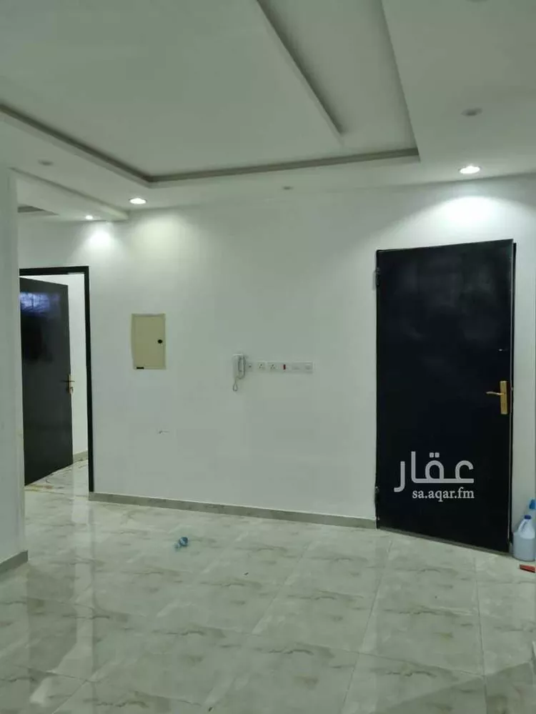 فيلا للبيع في شارع أبي إسحاق الزجاج, حي الرمال, مدينة الرياض, منطقة الرياض صورة 3
