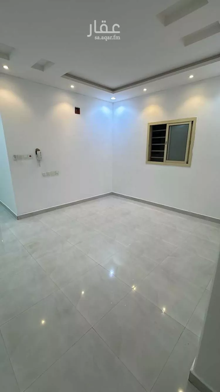 شقة للإيجار في شارع رقم 9, حي العزيزية, مدينة الرياض, منطقة الرياض صورة 2