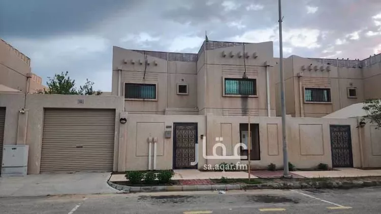 فيلا للبيع في شارع شارع الفتح 4, حي جلمودة, مدينة مدينه الجبيل الصناعيه, المنطقة الشرقية