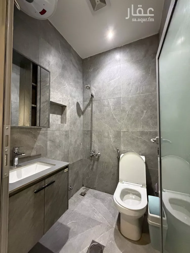 شقة للإيجار في شارع عباد بن حنيف, حي الملز, مدينة الرياض, منطقة الرياض صورة 2