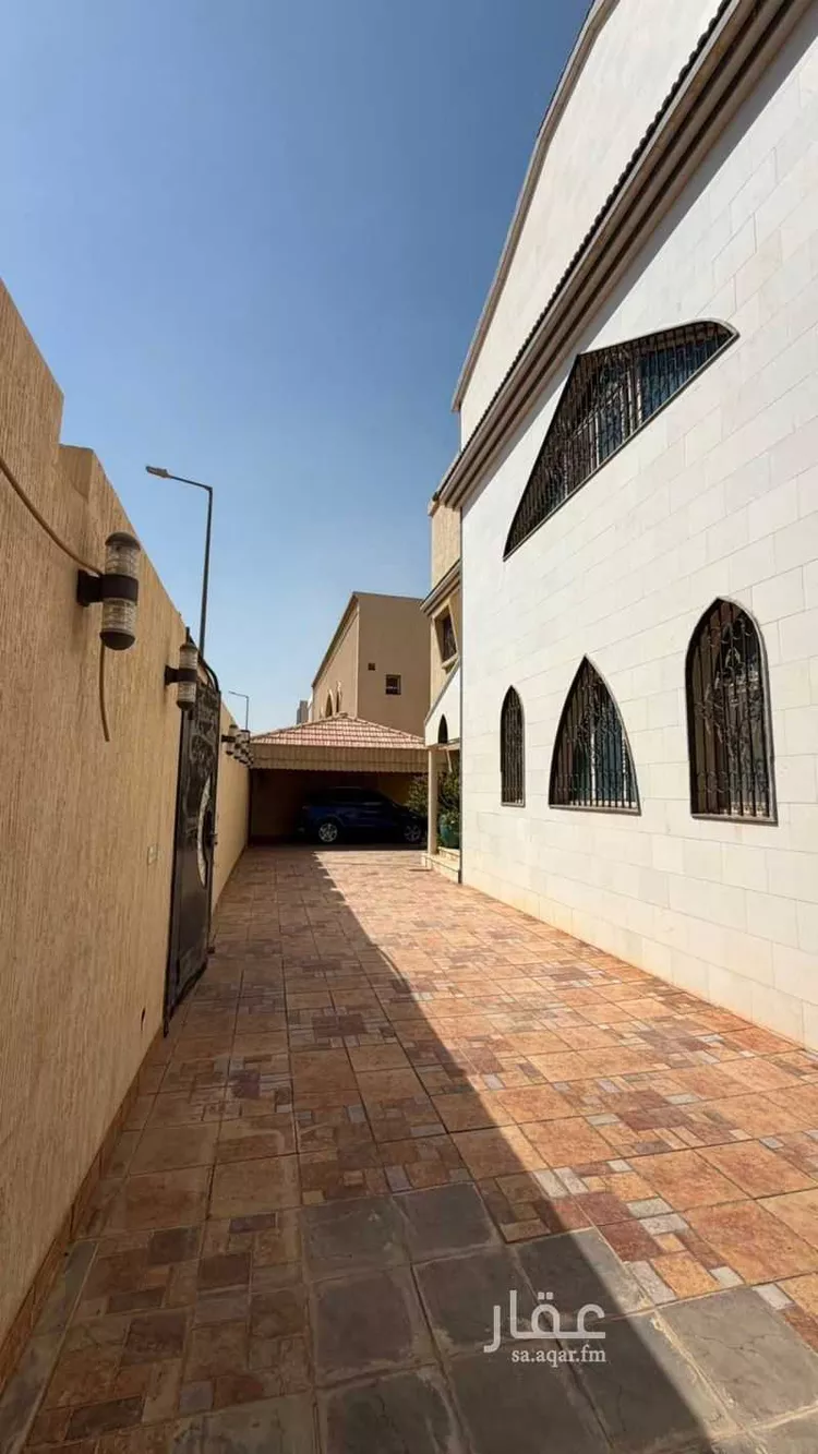 فيلا للبيع في شارع برهان الدين العرابي, حي مغرزات, مدينة الرياض, منطقة الرياض صورة 4
