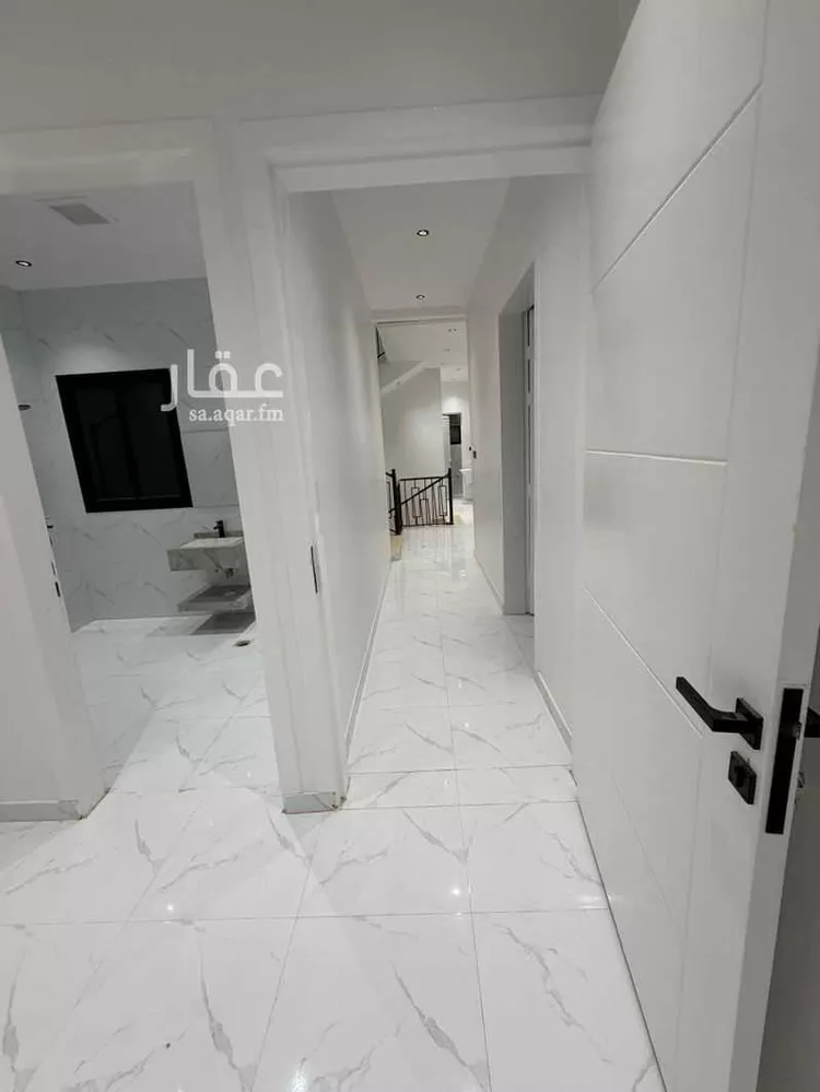 فيلا للبيع في شارع الريف 64, حي الريف, مدينة المزاحمية, منطقة الرياض 15