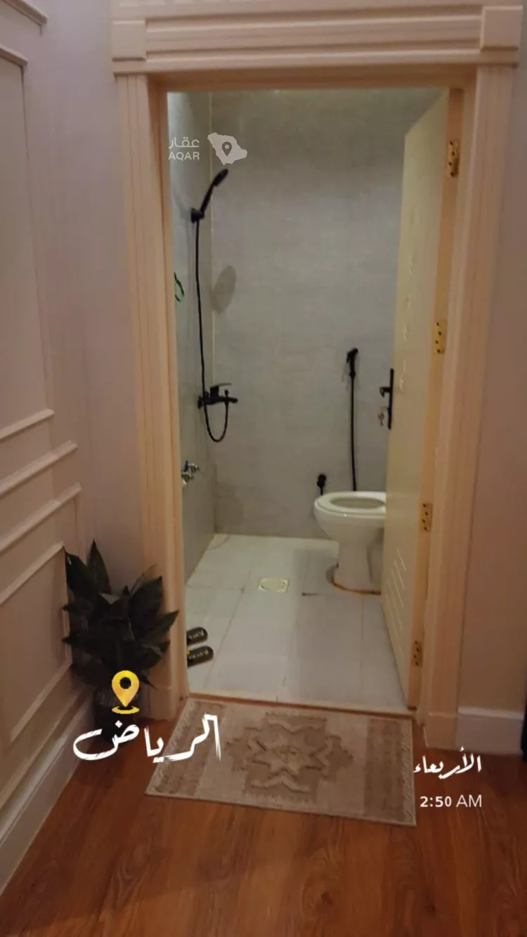 Floor for Rent in Riyadh Al Mahdiyah 2