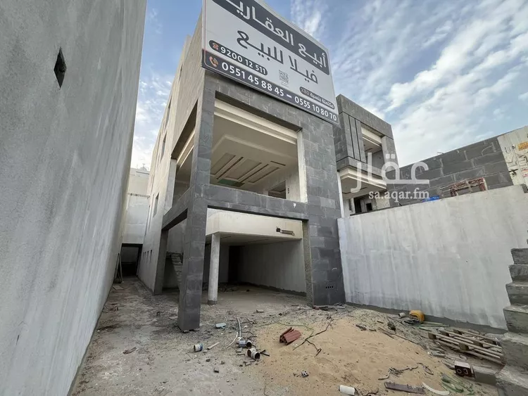 فيلا للبيع في شارع ابان بن سعيد, حي الصدفة, مدينة الدمام, المنطقة الشرقية صورة 5