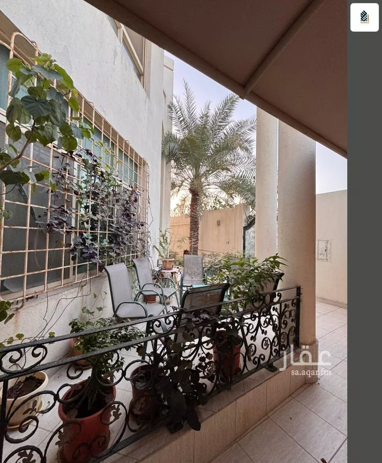 فيلا للبيع في شارع ابو موسى الجمال, حي الحمراء, مدينة الدمام, المنطقة الشرقية