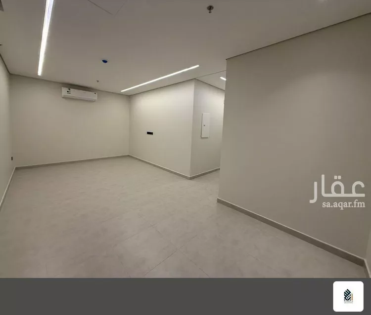 شقة للبيع في شارع النجاح, حي البحر, مدينة الخبر, المنطقة الشرقية 9