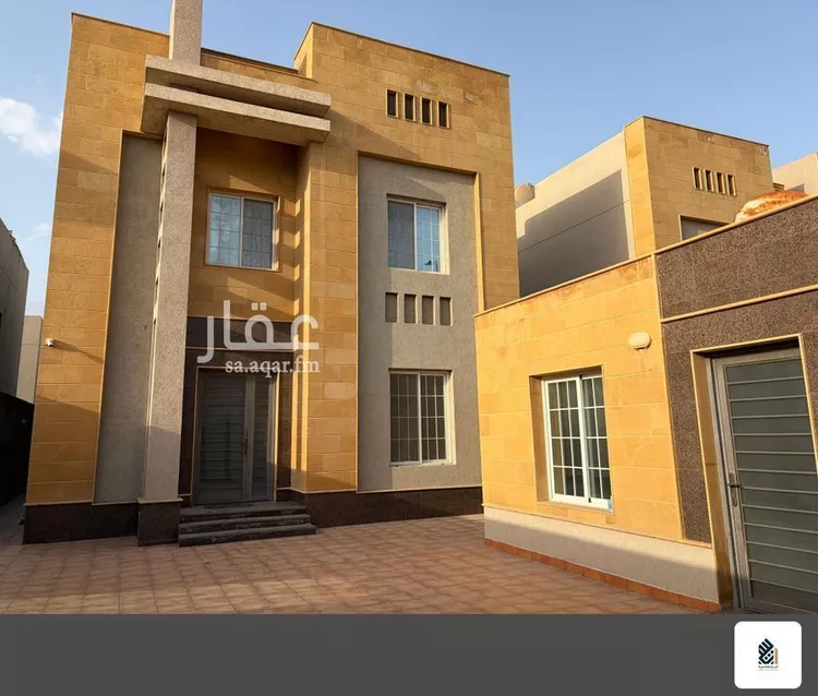 فيلا للبيع في شارع احمد الحلواني, حي النهضة, مدينة الدمام, المنطقة الشرقية