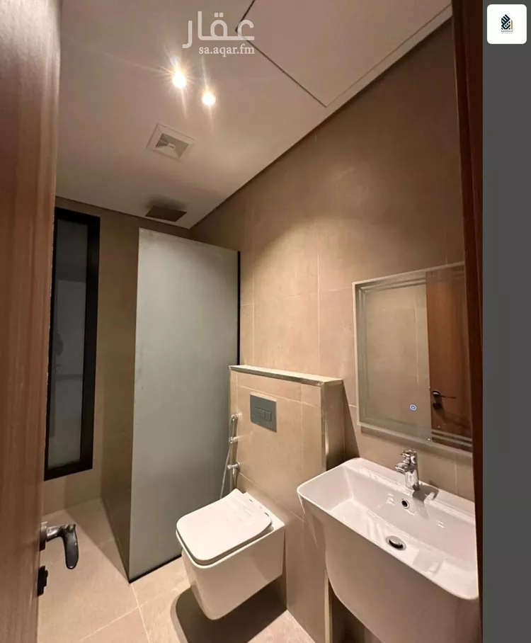 شقة للبيع في شارع الامير عبدالعزيز ابن فهد ابن عبدالعزيز, حي الحزام الذهبي, مدينة الخبر, المنطقة الشرقية صورة 4