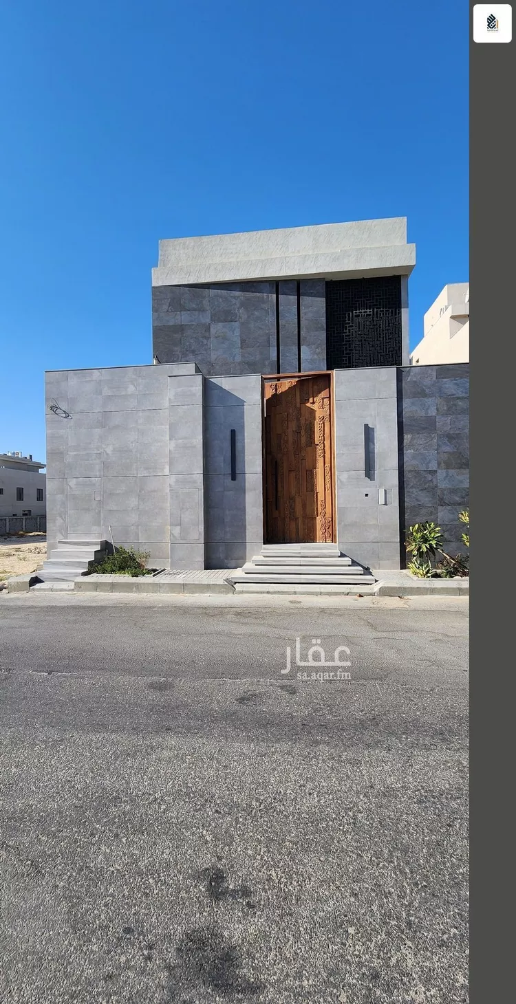 فيلا للبيع في شارع الاراك, حي المنتزة, مدينة الدمام, المنطقة الشرقية صورة 2