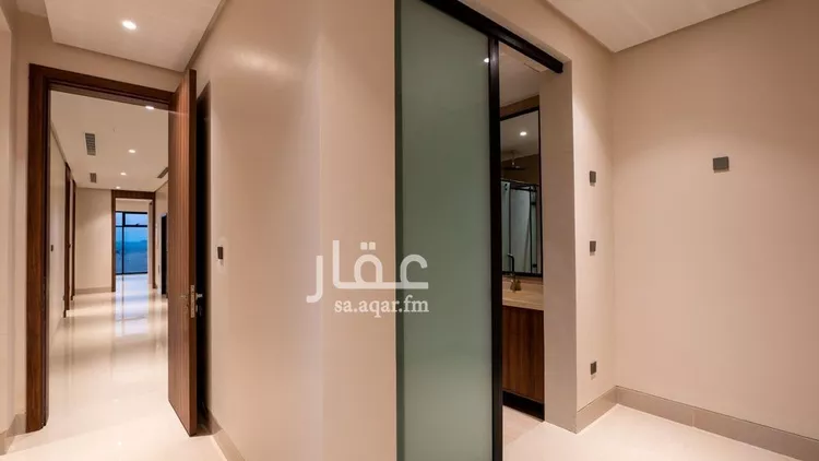 فيلا للبيع في شارع صالح السوسي, حي الصدفة, مدينة الدمام, المنطقة الشرقية صورة 5