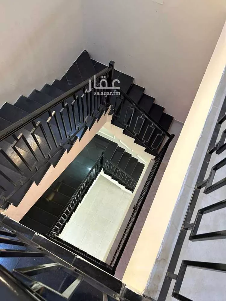 فيلا للبيع في شارع قرن المنازل, حي الصواري, مدينة الخبر, المنطقة الشرقية 7