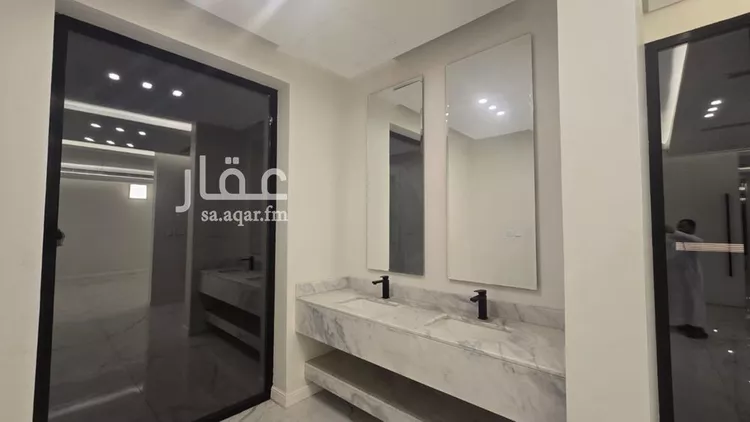 فيلا للبيع في شارع صالح السوسي, حي الصدفة, مدينة الدمام, المنطقة الشرقية صورة 2