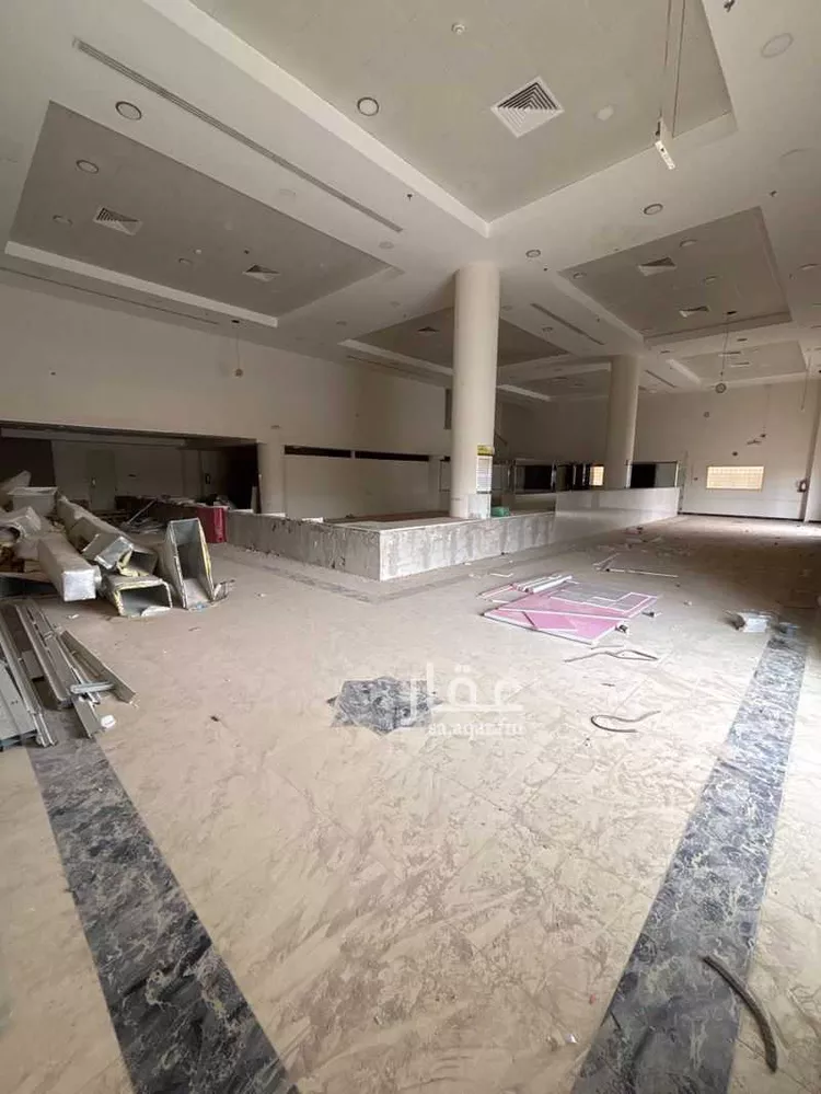 عمارة للإيجار في شارع عمر بن الخطاب الفرعي, حي الروضة, مدينة بريدة, منطقة القصيم صورة 2