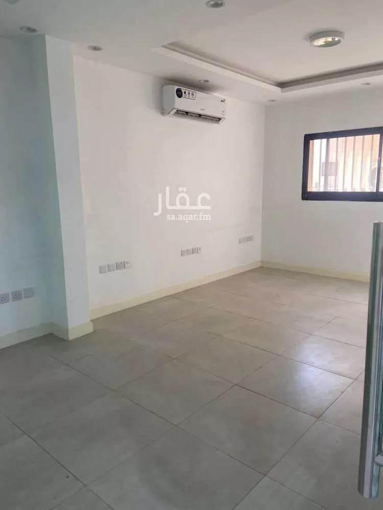 مكتب تجاري للإيجار في شارع عمر بن عبدالعزيز, حي الزهراء, مدينة الرياض, منطقة الرياض 1 صورة