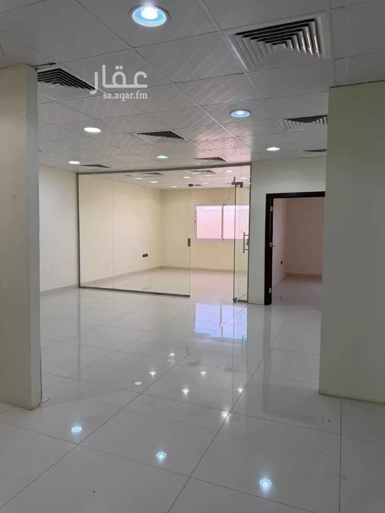 Commercial Office for Rent in Riyadh Ishbiliyah صورة 5
