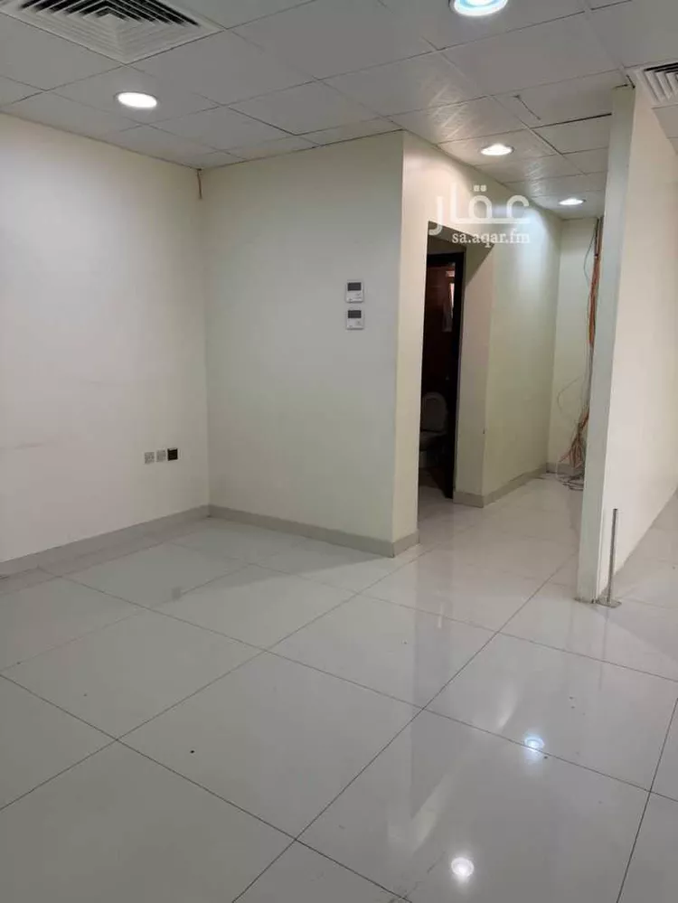 Commercial Office for Rent in Riyadh Ishbiliyah