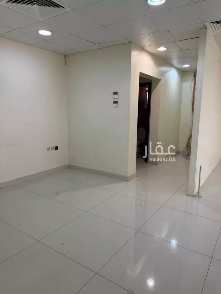 Commercial Office for Rent in Riyadh Ishbiliyah صورة 2