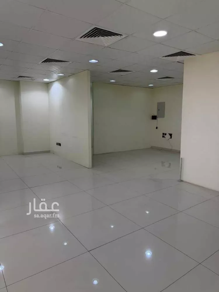 Commercial Office for Rent in Riyadh Ishbiliyah صورة 4