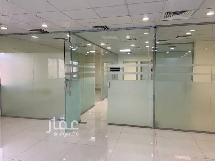 مكتب تجاري للإيجار في شارع الامام عبدالله بن سعود بن عبدالعزيز الفرعى, حي إشبيلية, مدينة الرياض, منطقة الرياض صورة 4