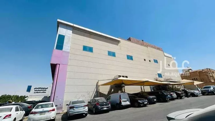 مكتب تجاري للإيجار في شارع الامام عبدالله بن سعود بن عبدالعزيز الفرعى, حي إشبيلية, مدينة الرياض, منطقة الرياض صورة 3