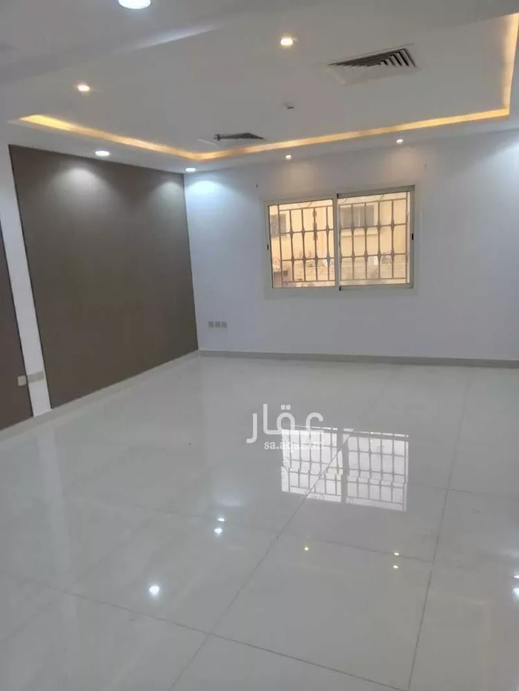 مكتب تجاري للإيجار في شارع الامام عبدالله بن سعود بن عبدالعزيز الفرعى, حي إشبيلية, مدينة الرياض, منطقة الرياض صورة 5