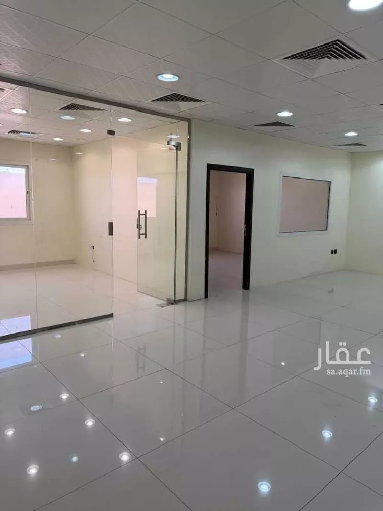 Commercial Office for Rent in Riyadh Ishbiliyah صورة 2