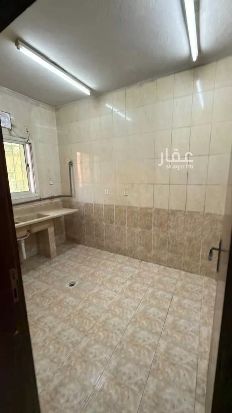 عمارة للإيجار في شارع شارع  3, حي الضباب, مدينة الجبيل, المنطقة الشرقية صورة 4