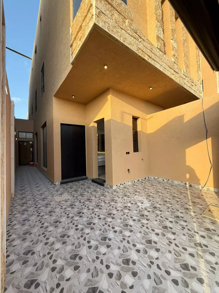 Floor for Rent in Riyadh Tuwaiq