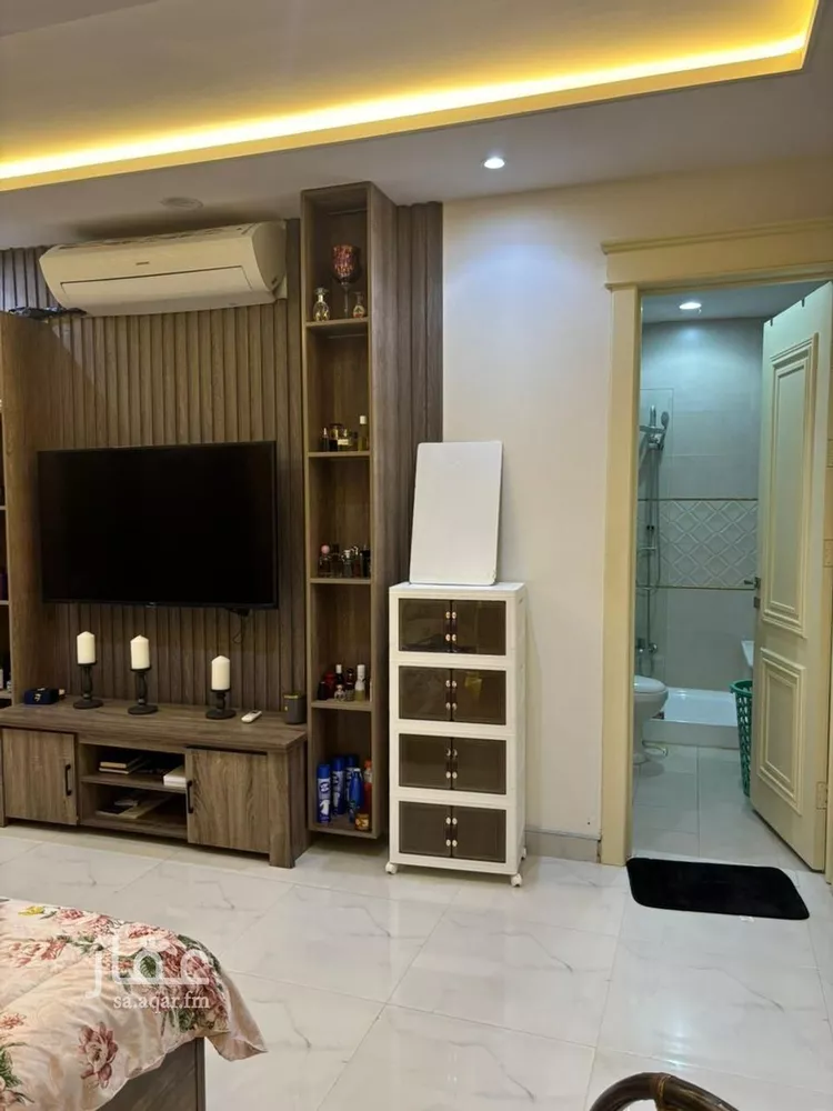 فيلا للبيع في شارع علي ميرماه, حي المهدية, مدينة الرياض, منطقة الرياض صورة 2