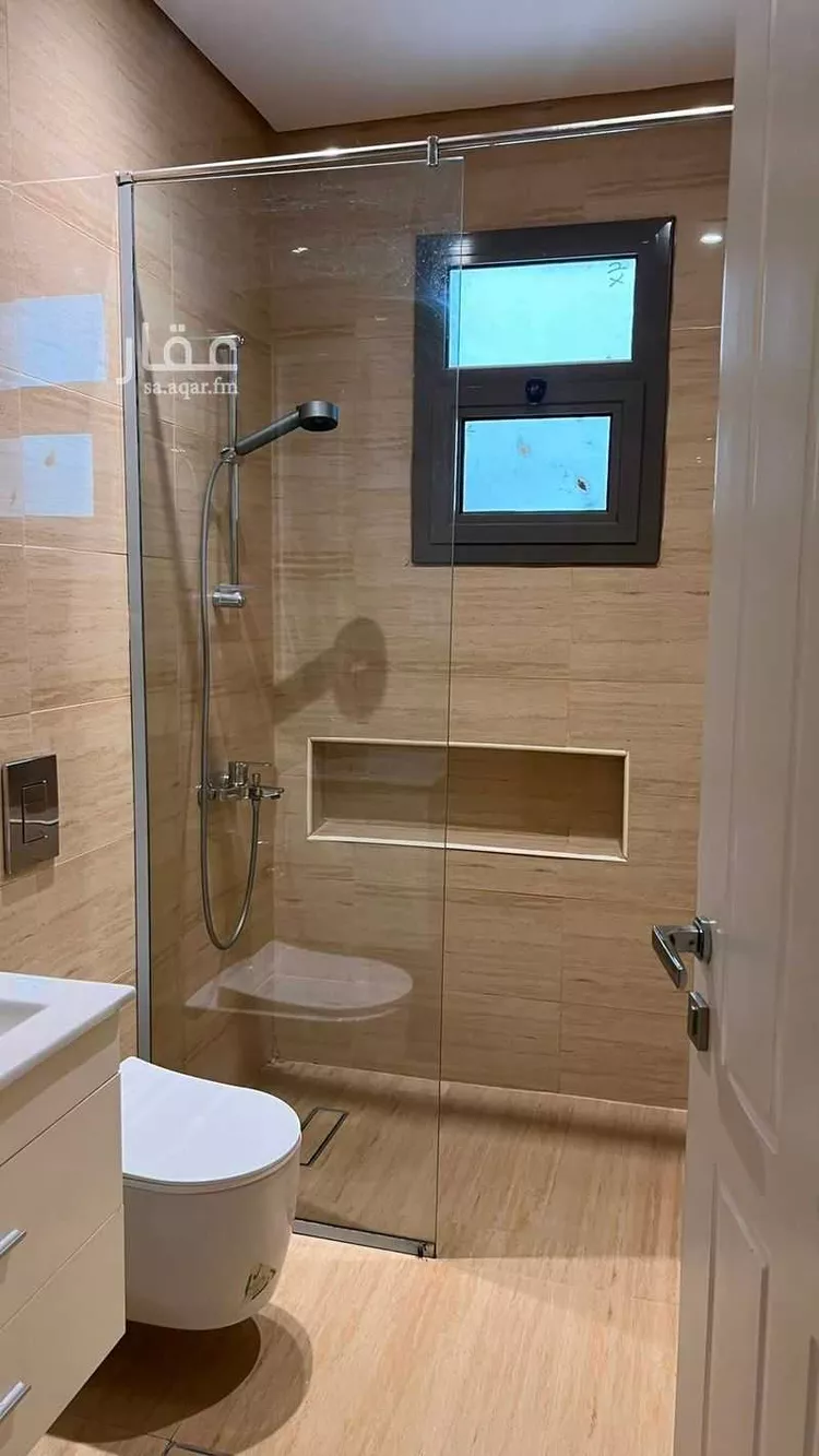 شقة للإيجار في شارع أبي الحسن الزنبقي, حي عرقة, مدينة الرياض, منطقة الرياض 15