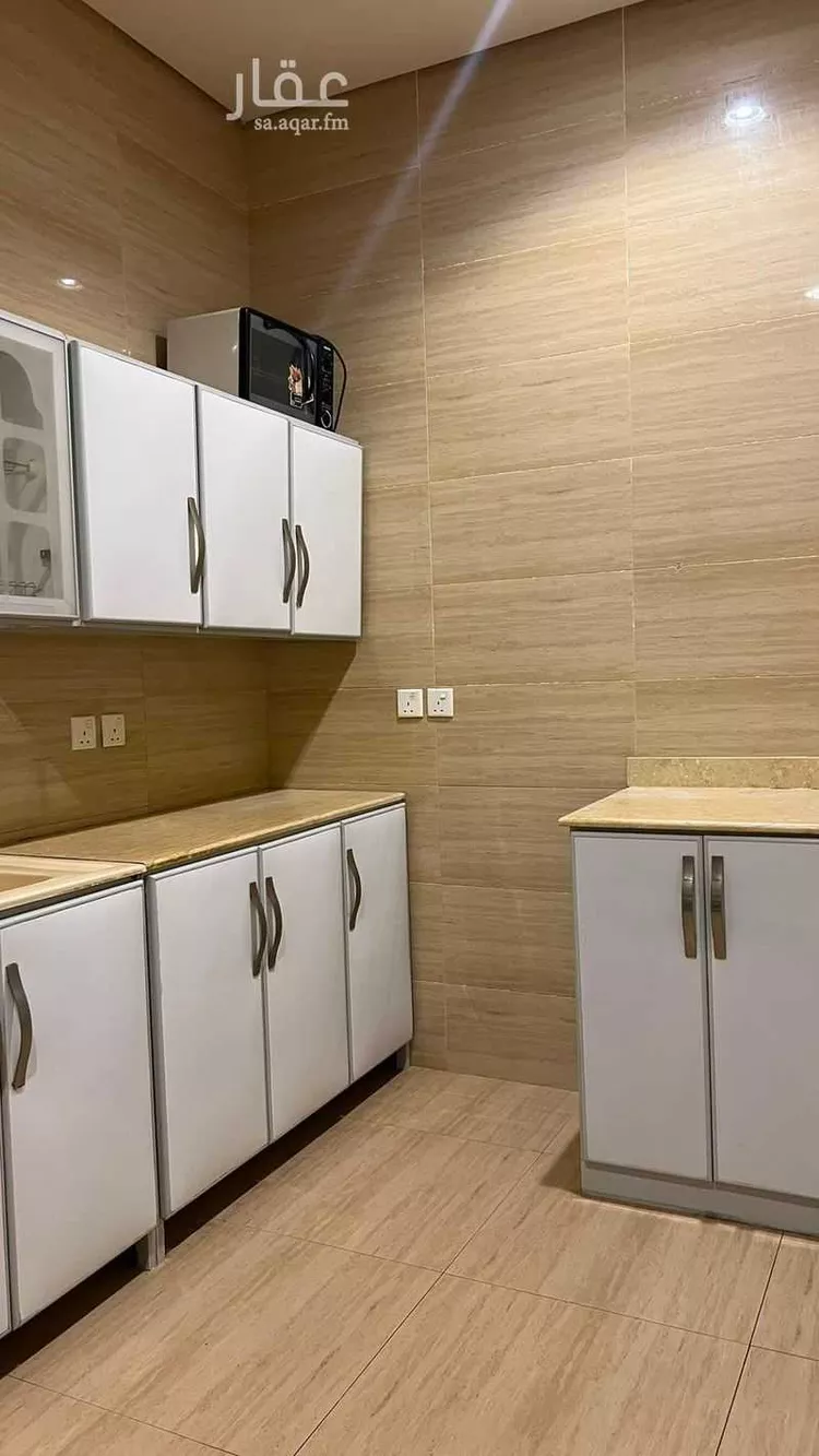 شقة للإيجار في شارع أبي الحسن الزنبقي, حي عرقة, مدينة الرياض, منطقة الرياض 9
