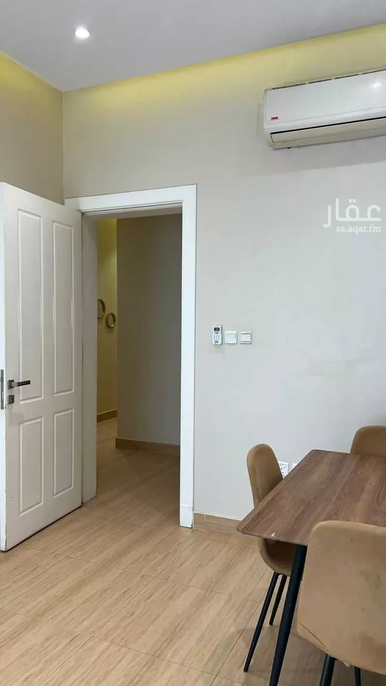 شقة للإيجار في شارع أبي الحسن الزنبقي, حي عرقة, مدينة الرياض, منطقة الرياض 20