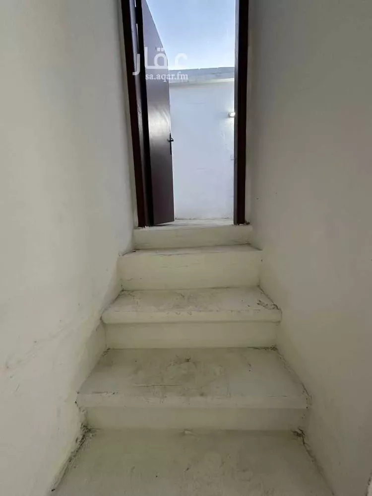 عمارة للإيجار في شارع مالك بن حمزة, حي مدينة العمال, مدينة الدمام, المنطقة الشرقية