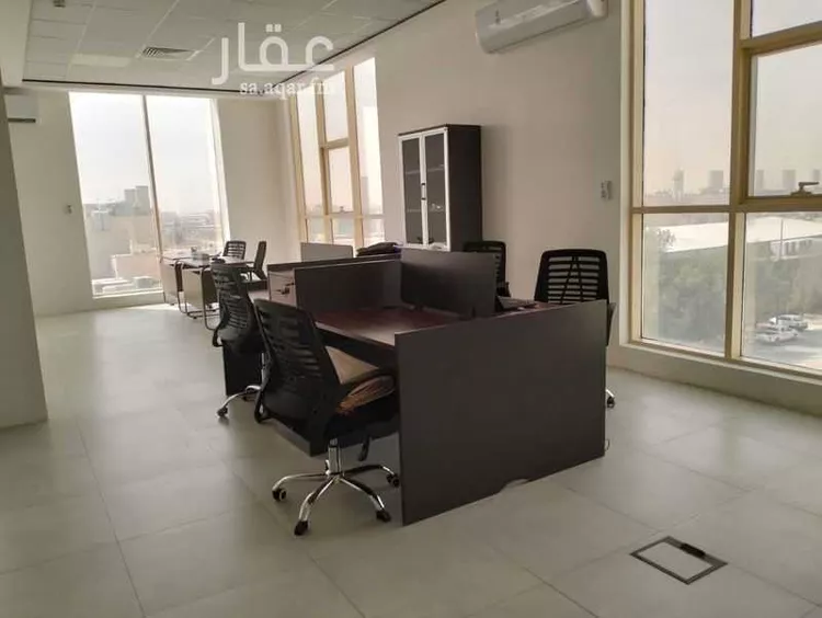 مكتب تجاري للإيجار في شارع الدائري الثاني ، حي المدينة الصناعية الثانية ، الرياض ، منطقة الرياض