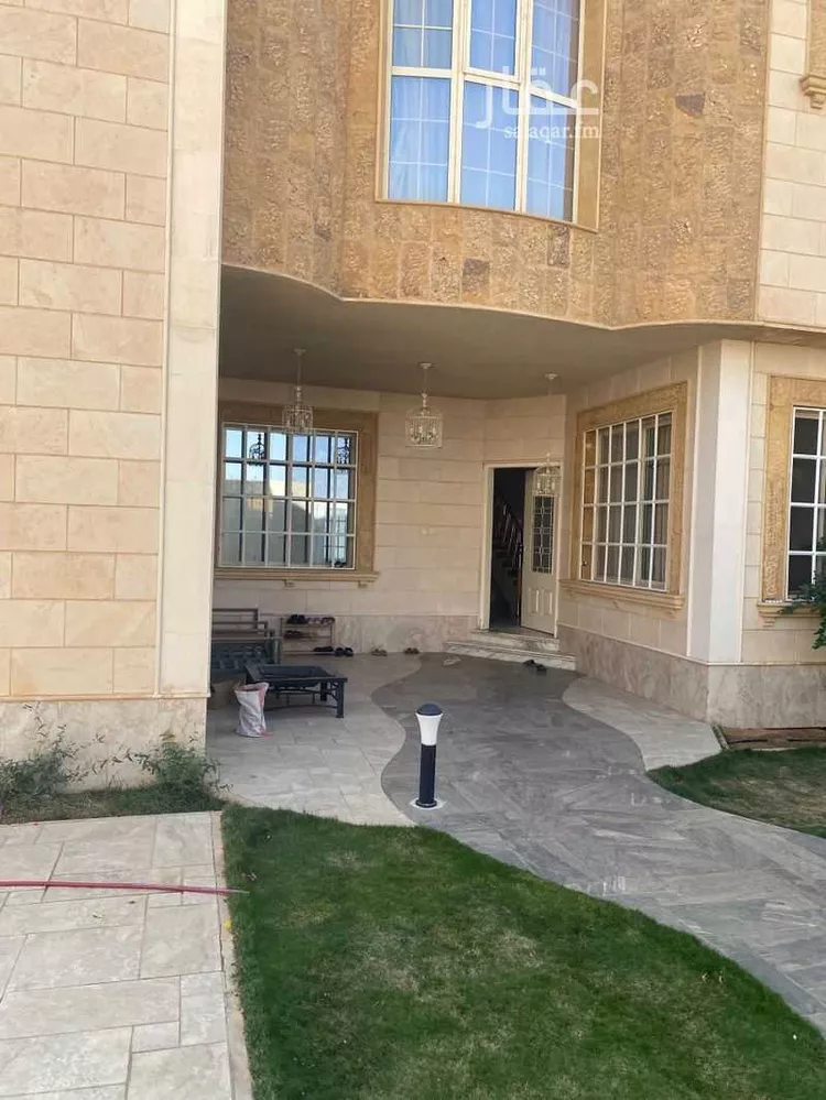 فيلا للبيع في شارع عاصم بن عمر الخطاب ، حي سلطانة ، بريدة ، بريدة