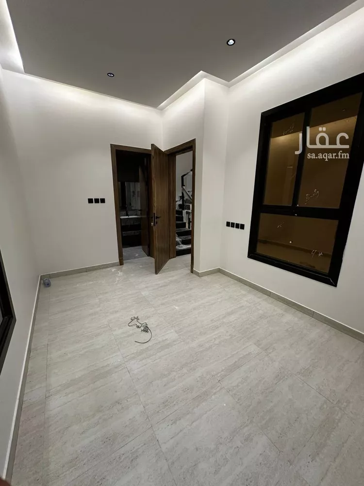 فيلا للبيع في شارع المضة, حي ظهرة لبن, مدينة الرياض, منطقة الرياض صورة 5