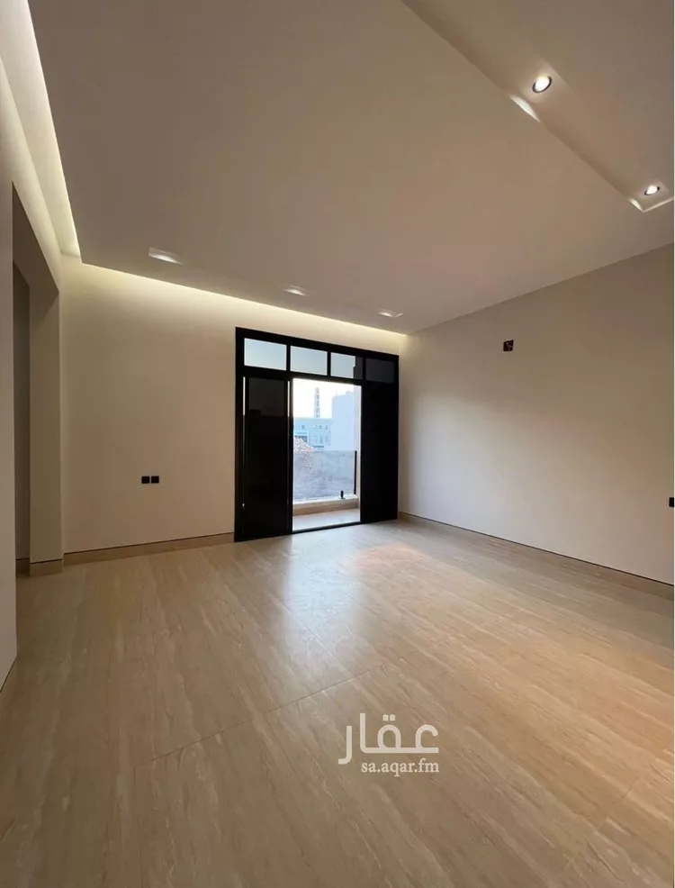 فيلا للبيع في شارع أبي الشيخ الأصبهاني, حي المهدية, مدينة الرياض, منطقة الرياض صورة 3