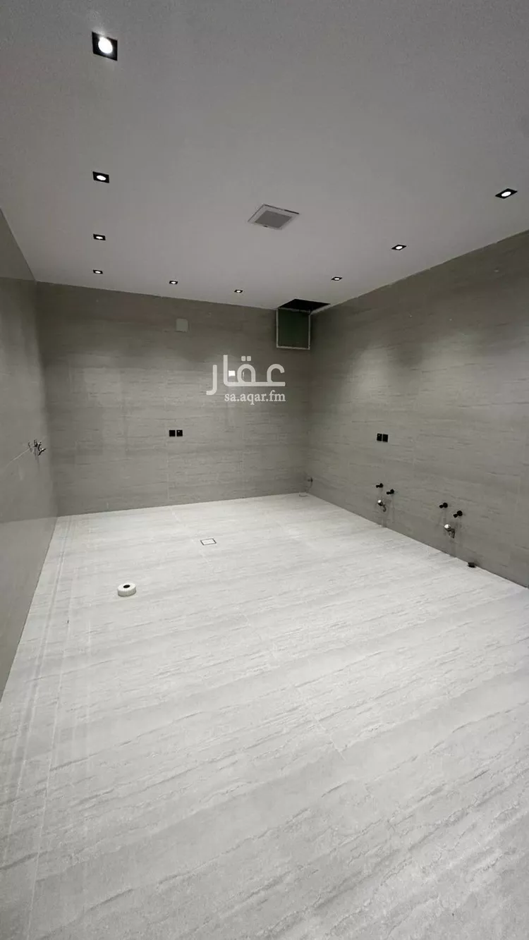 فيلا للبيع في شارع المضة, حي ظهرة لبن, مدينة الرياض, منطقة الرياض صورة 5