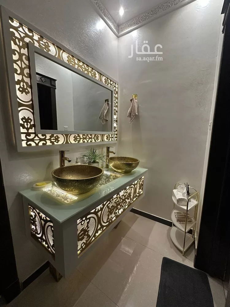 فيلا للبيع في شارع المضة, حي ظهرة لبن, مدينة الرياض, منطقة الرياض صورة 3