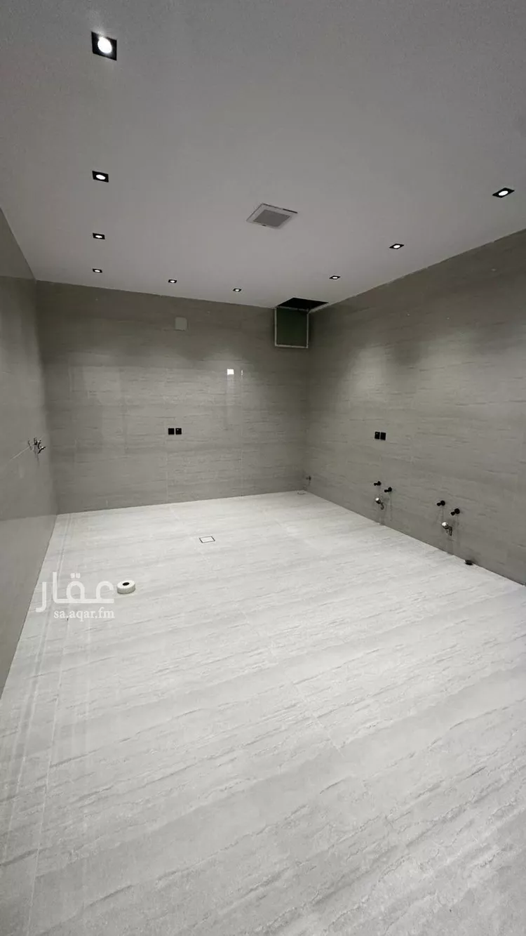 فيلا للبيع في شارع المضة, حي ظهرة لبن, مدينة الرياض, منطقة الرياض صورة 5